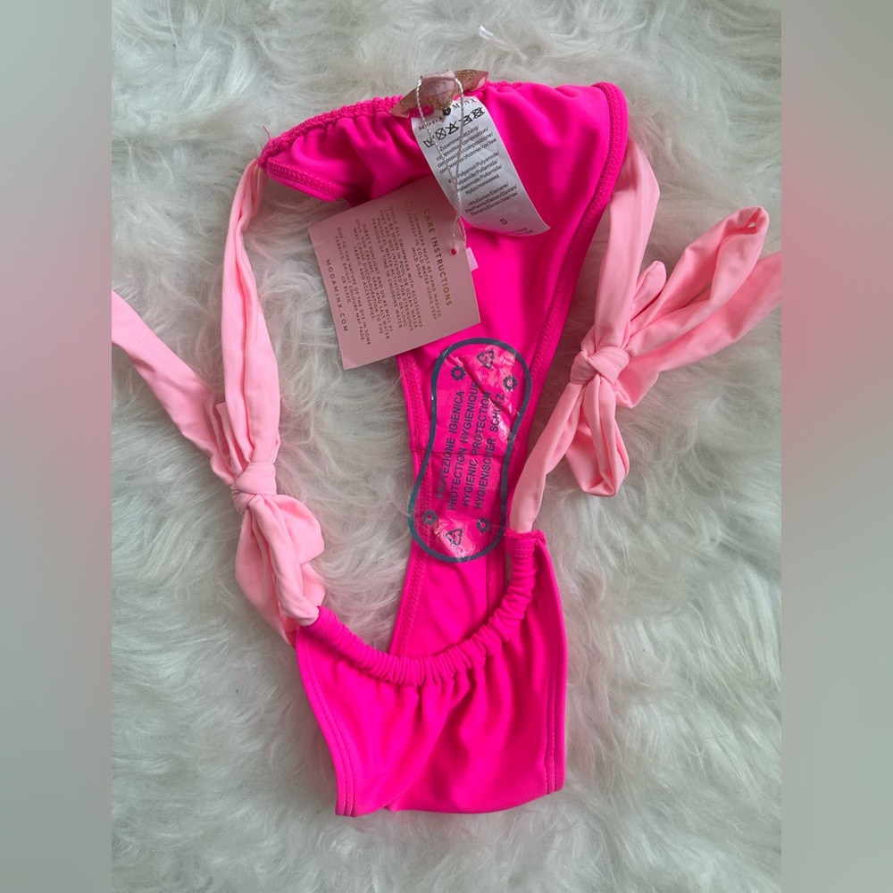 Moda Minx Hot Pink Bikini Size S with tags - Picture 3 of 3